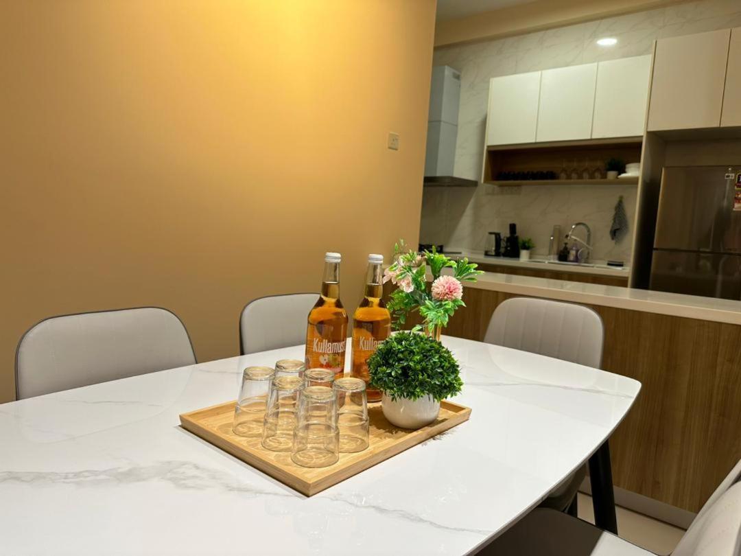 Pangsapuri Twin Galaxy View 2 Bedroom With Balcony